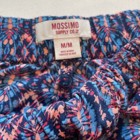 Mossimo Boho Elastic Rayon Shorts with Trim, Size M - Picture 3 of 6